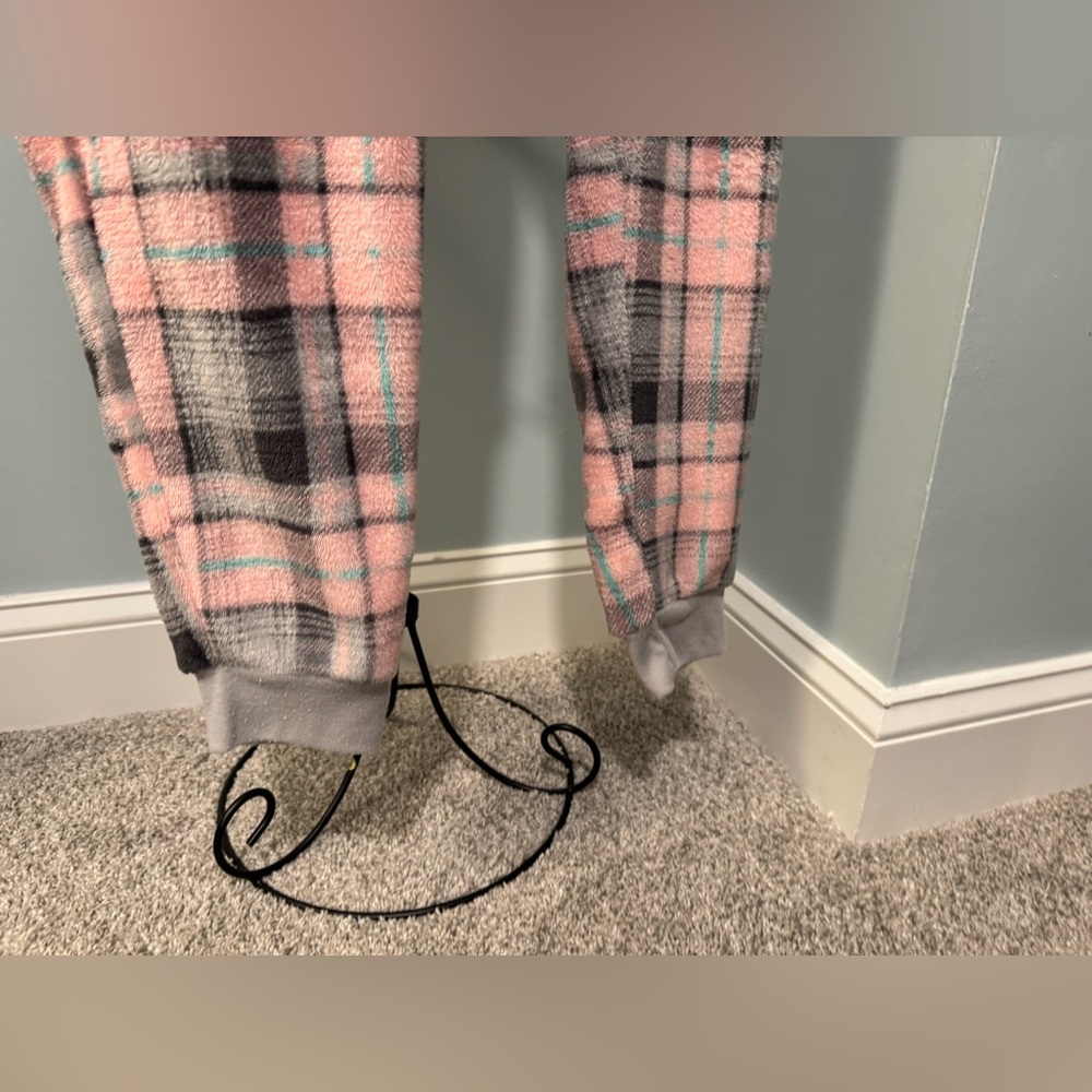 Joe Boxer Soft Fleece Will wake up for presents Pink Gray Plaid 1X 1XL Women PJs - Picture 7 of 11